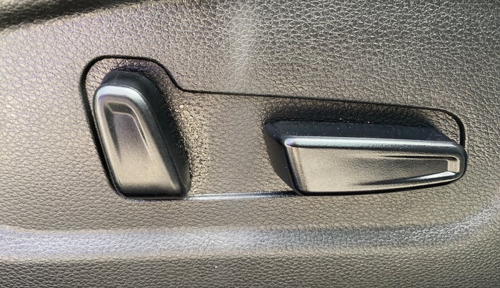 2020 KIA SELTOS GTX PLUS 1.4 PETROL, Petrol, Manual, 39,192 km, Driver Side Adjustment Panel