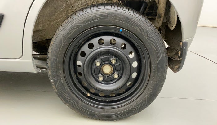 2011 Maruti Wagon R 1.0 VXI, Petrol, Manual, 67,212 km, Left Rear Wheel