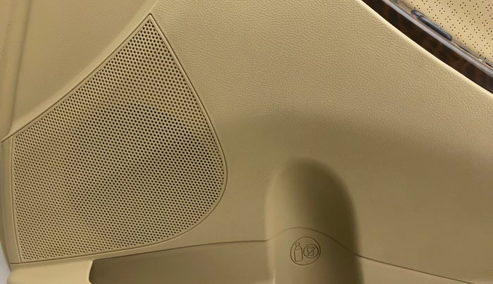 2014 Hyundai Verna FLUIDIC 1.6 VTVT SX OPT, Petrol, Manual, 1,09,252 km, Speaker