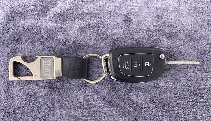 2015 Hyundai Xcent S 1.1 CRDI, Diesel, Manual, 23,310 km, Key Close Up