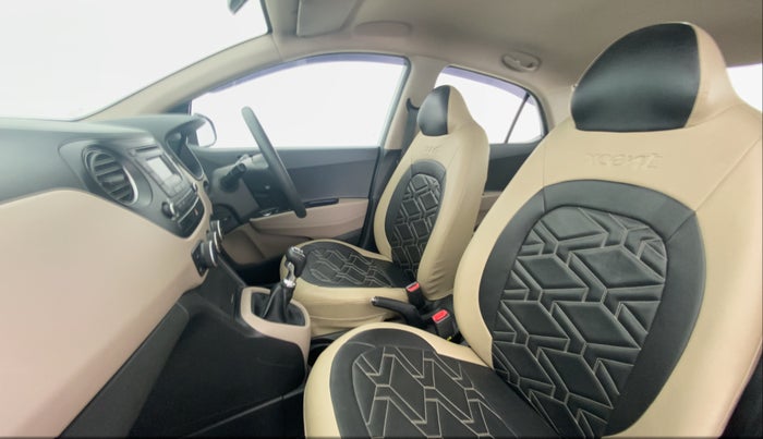 2015 Hyundai Xcent S 1.1 CRDI, Diesel, Manual, 23,310 km, Right Side Front Door Cabin