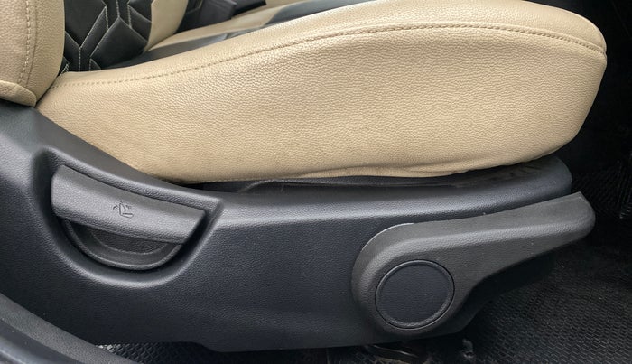 2015 Hyundai Xcent S 1.1 CRDI, Diesel, Manual, 23,310 km, Driver Side Adjustment Panel