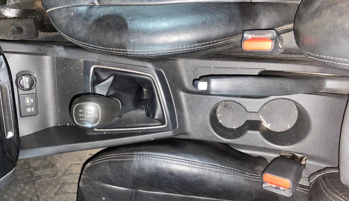 2016 Hyundai Elite i20 MAGNA 1.2, Petrol, Manual, 73,544 km, Gear Lever