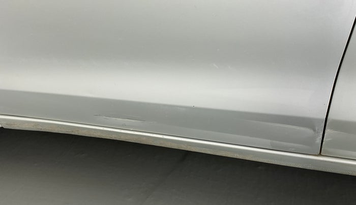 2018 Maruti Dzire VDI, Diesel, Manual, 68,644 km, Front passenger door - Slightly dented