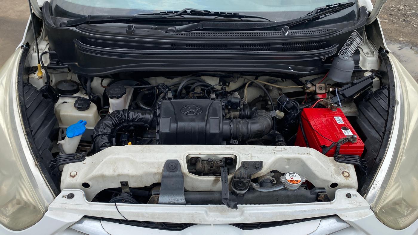 2014 Hyundai Eon ERA +, CNG, Manual, 92,603 km, Engine View