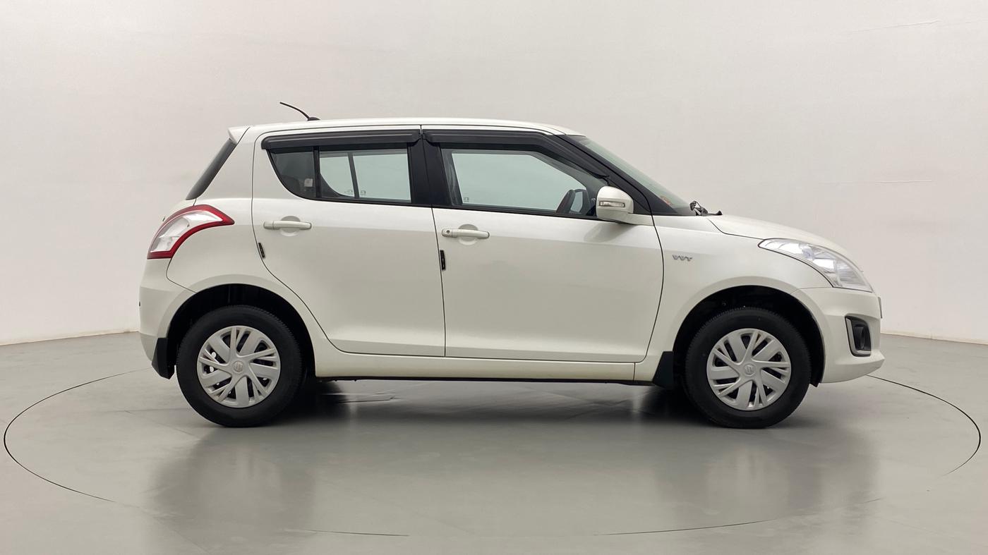 2017 Maruti Swift VXI OPT, Petrol, Manual, 13,136 km, Right Side View