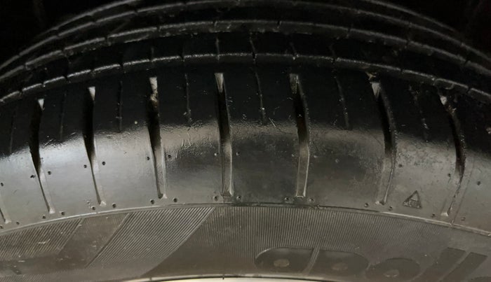 2022 Maruti Baleno SIGMA PETROL 1.2, Petrol, Manual, 14,992 km, Right Rear Tyre Tread