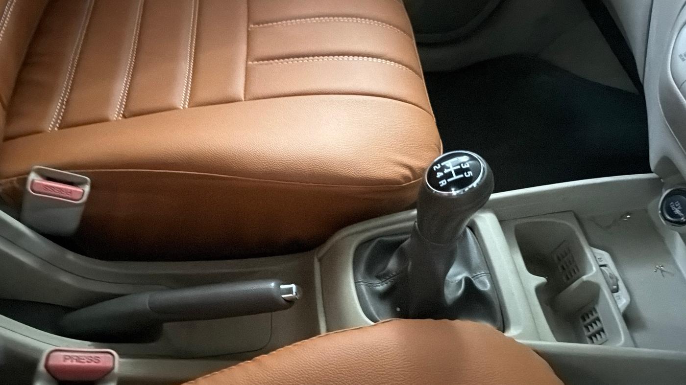 2019 Maruti Ertiga ZXI+ SHVS, Petrol, Manual, 72,312 km, Gear Lever