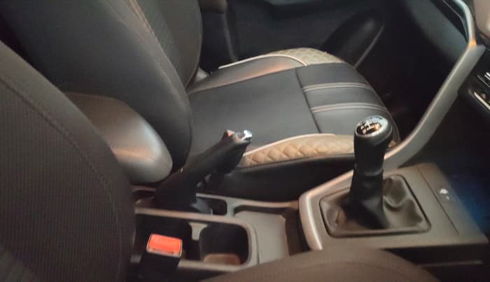 2022 Maruti BREZZA ZXI + SMART HYBRID, Petrol, Manual, 54,250 km, Gear Lever