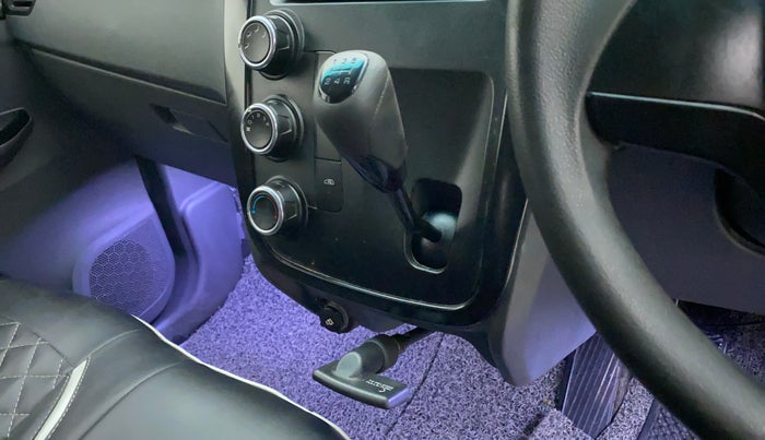 2018 Mahindra KUV 100 NXT K4+ P 6 STR, CNG, Manual, 66,575 km, Gear Lever