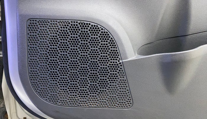 2018 Mahindra KUV 100 NXT K4+ P 6 STR, CNG, Manual, 66,575 km, Speaker