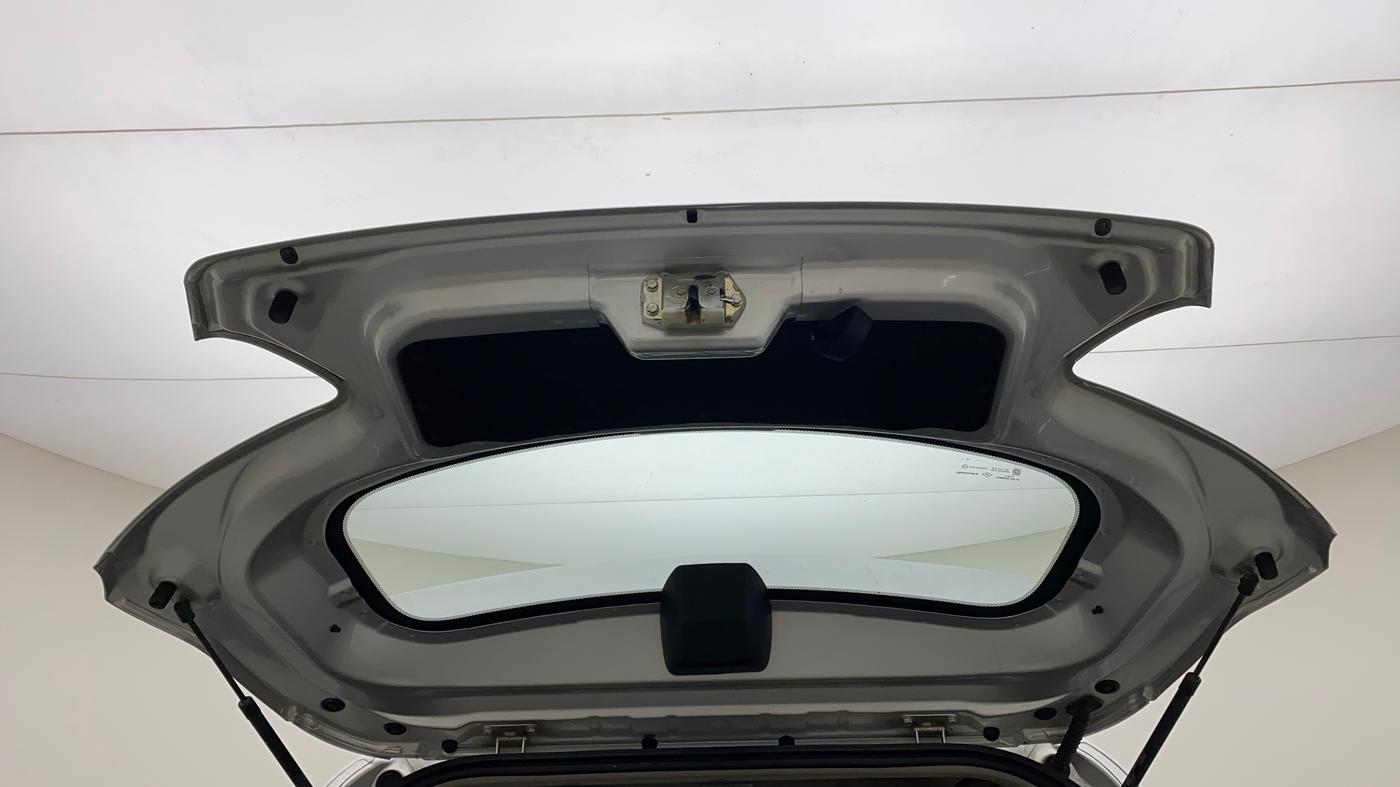 2018 Mahindra KUV 100 NXT K4+ P 6 STR, CNG, Manual, 66,575 km, Boot Door Open