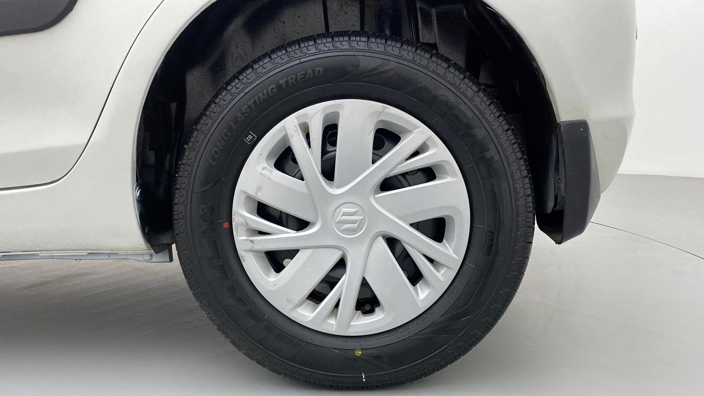 2017 Maruti Swift VXI D, Petrol, Manual, 50,767 km, Left Rear Wheel