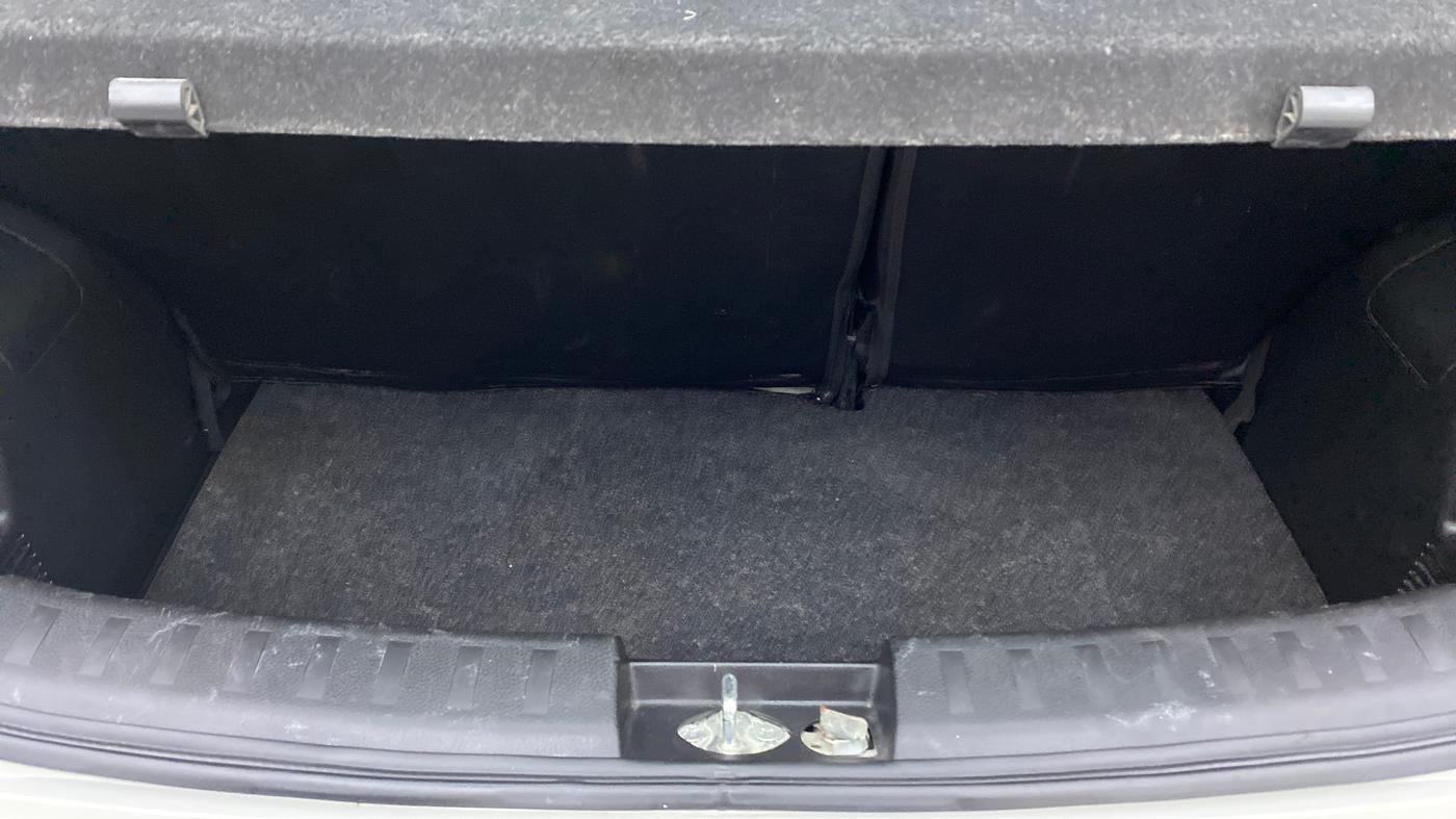 2017 Maruti Swift VXI D, Petrol, Manual, 50,767 km, Boot Inside