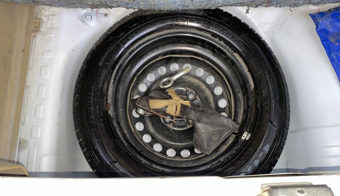 2014 Honda Brio S MT, Petrol, Manual, 1,00,976 km, Spare Tyre