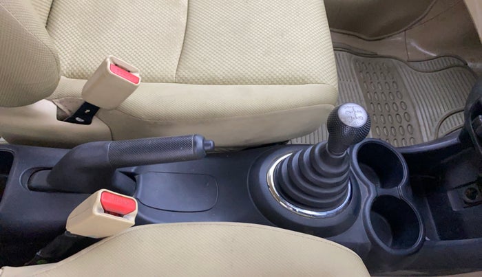 2014 Honda Brio S MT, Petrol, Manual, 1,00,976 km, Gear Lever