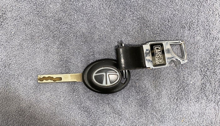 2020 Tata Tiago XE PETROL, Petrol, Manual, 7,084 km, Key Close Up