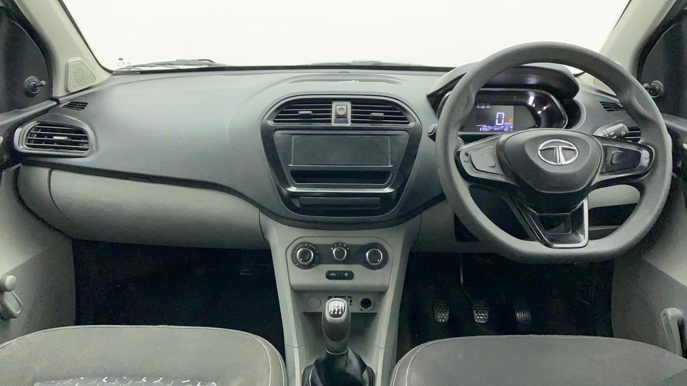 2020 Tata Tiago XE PETROL, Petrol, Manual, 7,084 km, Dashboard