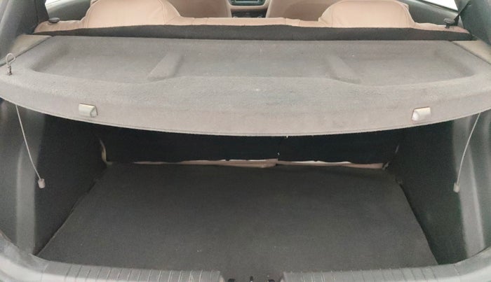 2018 Hyundai Elite i20 ASTA 1.2  CVT, Petrol, Automatic, 47,233 km, Boot Inside