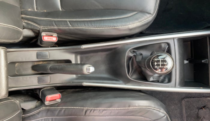 2018 Maruti Baleno ZETA PETROL 1.2, Petrol, Manual, 94,088 km, Gear Lever