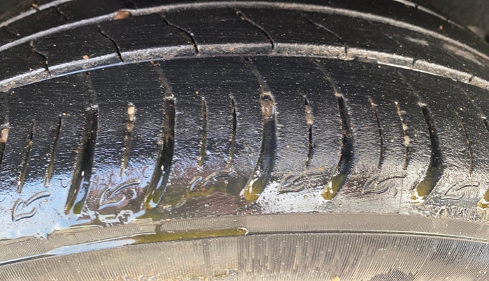 2018 Maruti Baleno ZETA PETROL 1.2, Petrol, Manual, 94,088 km, Right Rear Tyre Tread