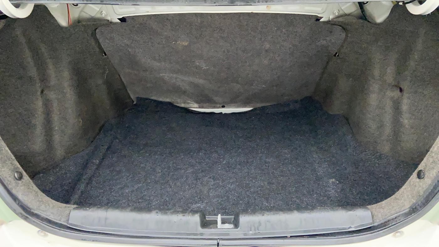 2014 Honda Amaze 1.5 EMT I DTEC, Diesel, Manual, 70,640 km, Boot Inside View