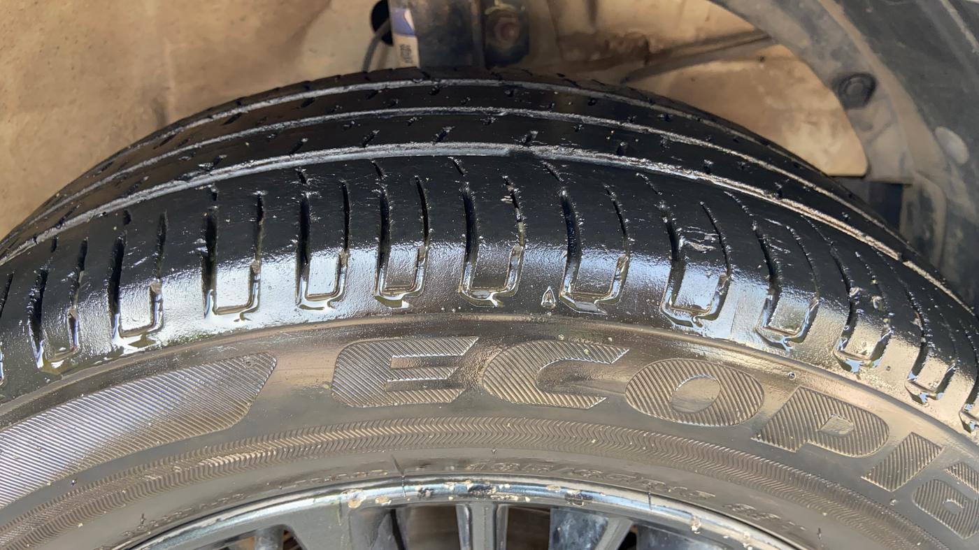 2021 Maruti XL6 ZETA AT, Petrol, Automatic, 61,521 km, Right Front Tyre Tread