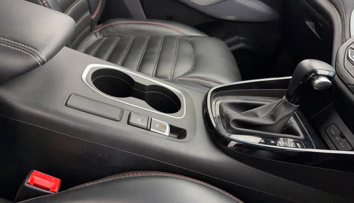 2021 MG HECTOR SHINE 1.5 PETROL TURBO CVT, Petrol, Automatic, 34,829 km, Gear Lever