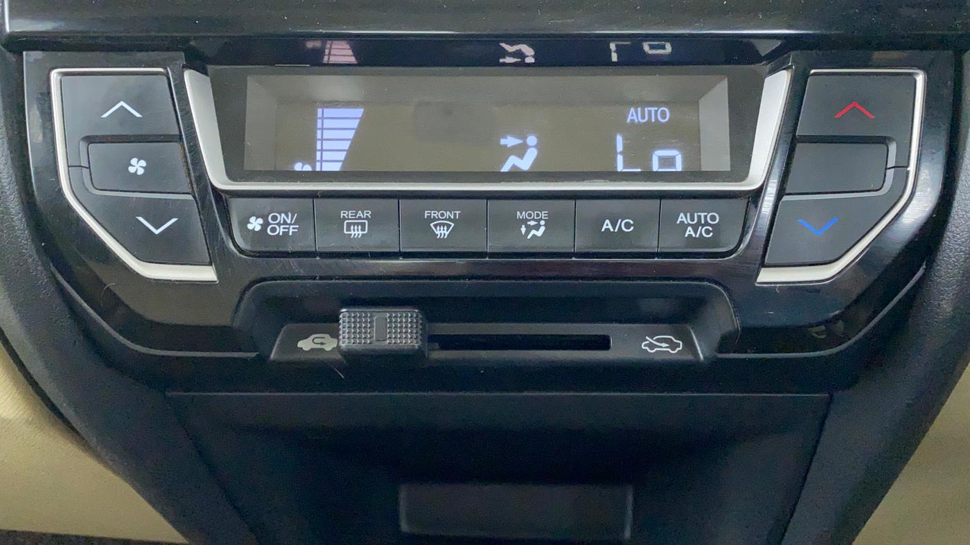 2017 Honda Amaze 1.2 SX MT I VTEC, Petrol, Manual, 64,714 km, Automatic Climate Control