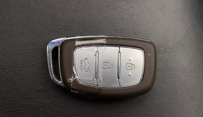 2024 Hyundai EXTER SX (O) Connect 1.2 MT Knight Edition Dual Tone, Petrol, Manual, 14,737 km, Key Close Up