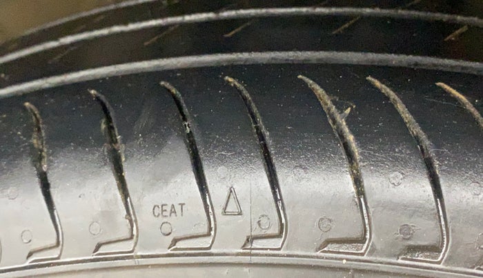 2024 Hyundai EXTER SX (O) Connect 1.2 MT Knight Edition Dual Tone, Petrol, Manual, 14,737 km, Right Front Tyre Tread