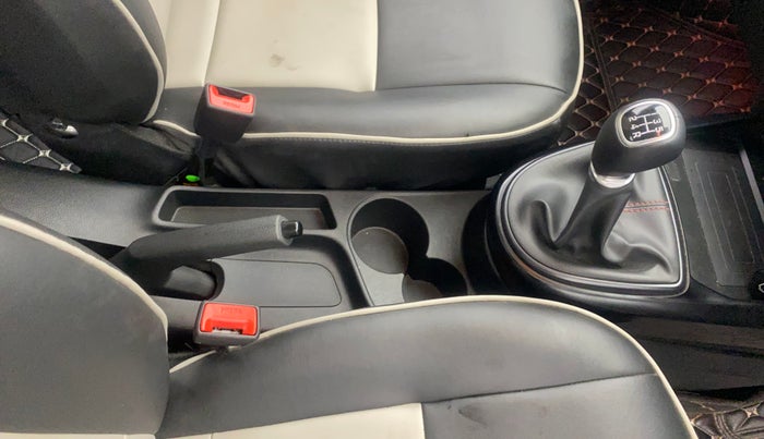 2024 Hyundai EXTER SX (O) Connect 1.2 MT Knight Edition Dual Tone, Petrol, Manual, 14,737 km, Gear Lever