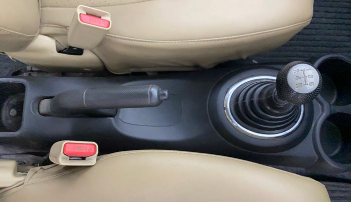 2015 Honda Amaze 1.2L I-VTEC SX, Petrol, Manual, 99,236 km, Gear Lever