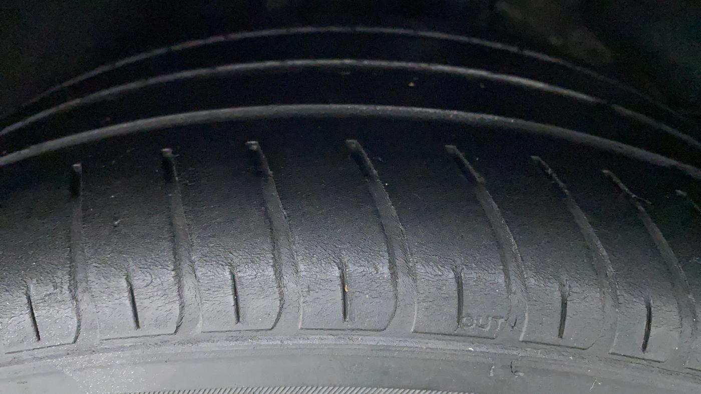 2018 Hyundai New Elantra 2.0 SX (O) AT, Petrol, Automatic, 63,865 km, Left Rear Tyre Tread