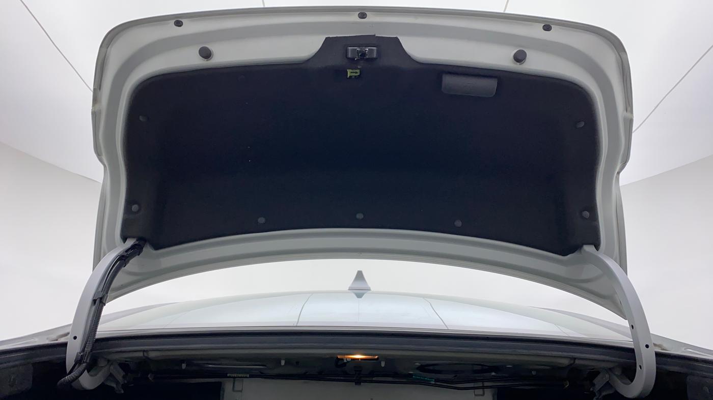 2018 Hyundai New Elantra 2.0 SX (O) AT, Petrol, Automatic, 63,865 km, Boot Door Open