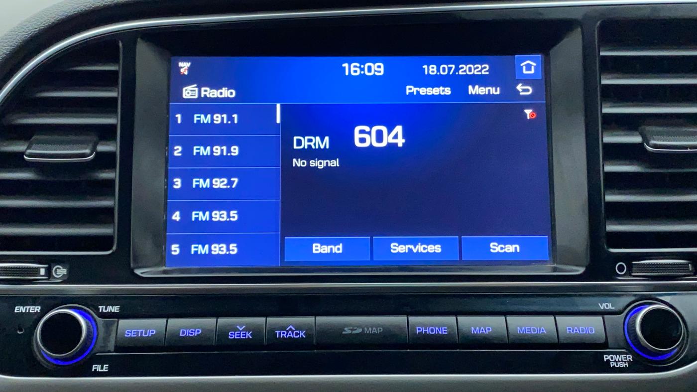 2018 Hyundai New Elantra 2.0 SX (O) AT, Petrol, Automatic, 63,865 km, Infotainment System