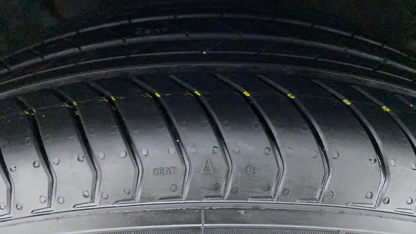 2018 Hyundai New Elantra 2.0 SX (O) AT, Petrol, Automatic, 63,865 km, Left Front Tyre Tread