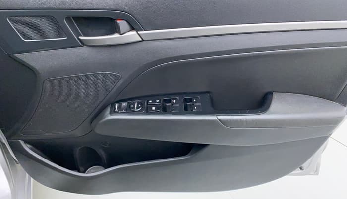 2018 Hyundai New Elantra 2.0 SX (O) AT, Petrol, Automatic, 63,865 km, Driver Side Door Panels Control