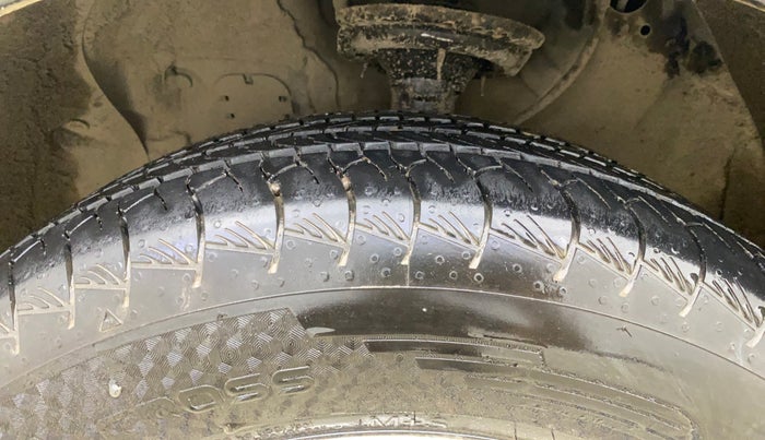 2015 Hyundai Creta SX PLUS 1.6 PETROL, Petrol, Manual, 87,769 km, Left Front Tyre Tread