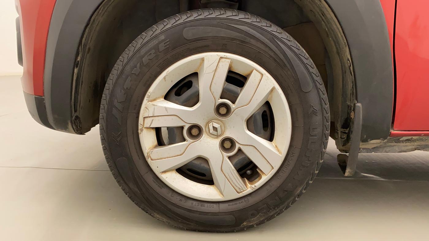 2017 Renault Kwid RXT 1.0, Petrol, Manual, 40,030 km, Left Front Wheel