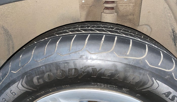 2023 KIA SELTOS HTK 1.5 DIESEL IMT, Diesel, Manual, 30,852 km, Left Rear Tyre Tread