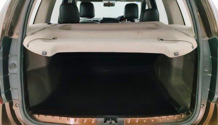 2017 Renault Duster 110 PS RXZ 4X2 AMT DIESEL, Diesel, Automatic, 75,759 km, Boot Inside