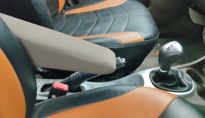 2017 Renault Duster 110 PS RXZ 4X2 AMT DIESEL, Diesel, Automatic, 75,759 km, Gear Lever