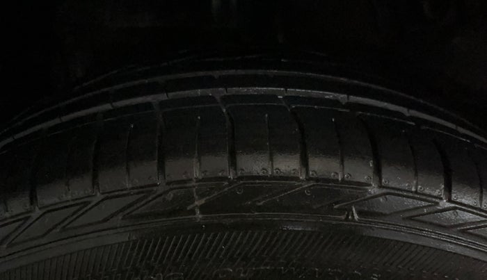 2021 Tata NEXON XZA PLUS SUNROOF PETROL, Petrol, Automatic, 56,481 km, Right Rear Tyre Tread