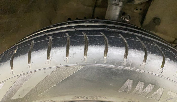 2014 Honda Amaze 1.2L I-VTEC S, Petrol, Manual, 99,082 km, Right Front Tyre Tread