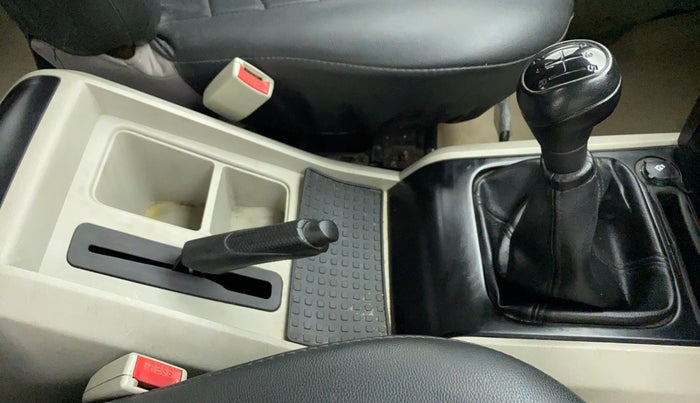 2018 Mahindra Scorpio S5, Diesel, Manual, 57,139 km, Gear Lever