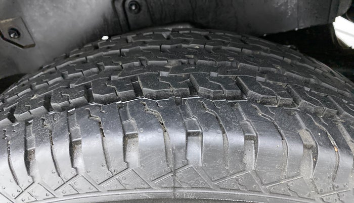 2021 Mahindra Thar LX PETROL HT 4WD AT, Petrol, Automatic, 7,530 km, Left Rear Tyre Tread