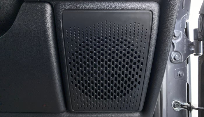 2021 Mahindra Thar LX PETROL HT 4WD AT, Petrol, Automatic, 7,530 km, Speaker