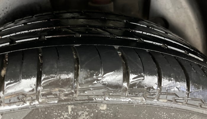 2023 KIA SELTOS GTX PLUS DCT 1.4 PETROL, Petrol, Automatic, 17,502 km, Left Rear Tyre Tread