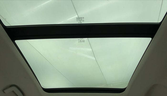 2022 Tata Safari XZA PLUS GOLD, Diesel, Automatic, 20,424 km, Moonroof/ Sunroof